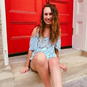 Meet your Posher, Hannah